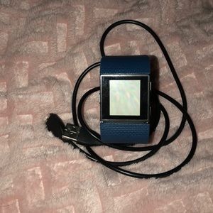 Fitbit surge with charger and replaceable band